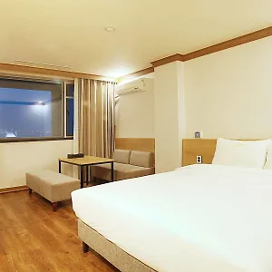 https://dawn-beach.busan-hotelsweb.com