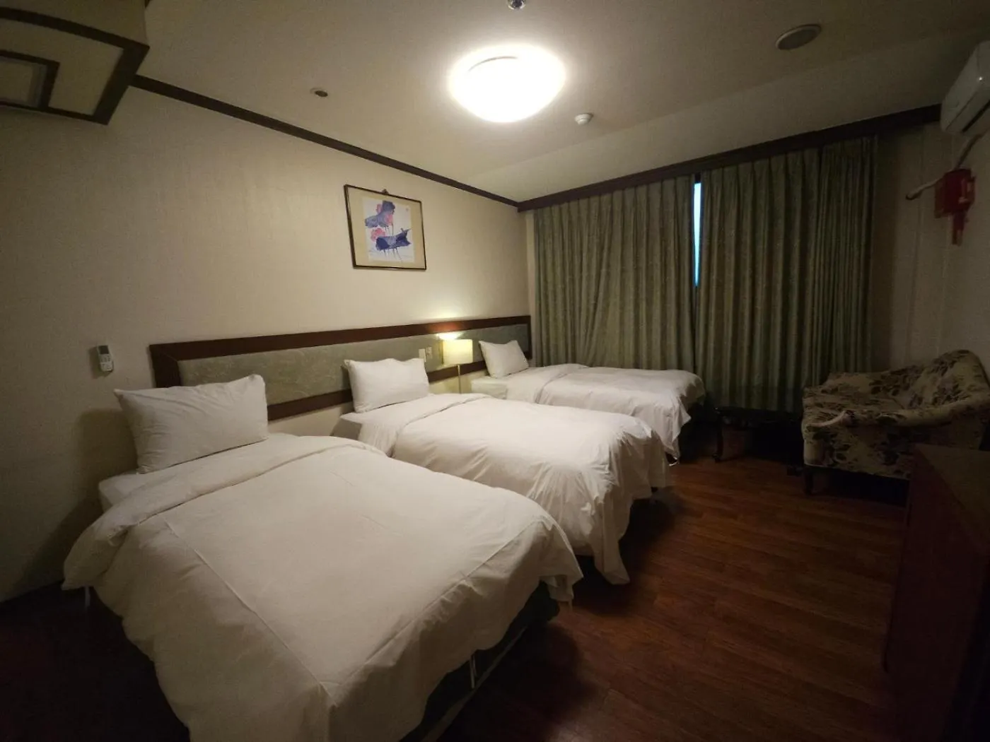 Insadong Crown Hotel Сеул