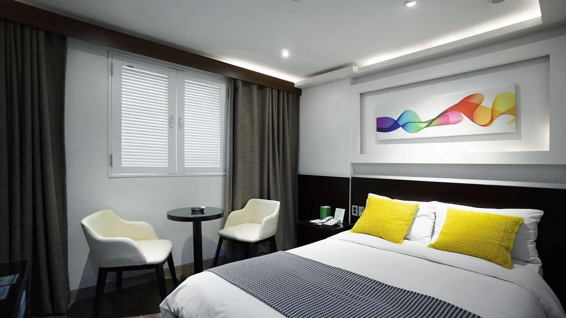 Insadong Crown Hotel Сеул Южная Корея