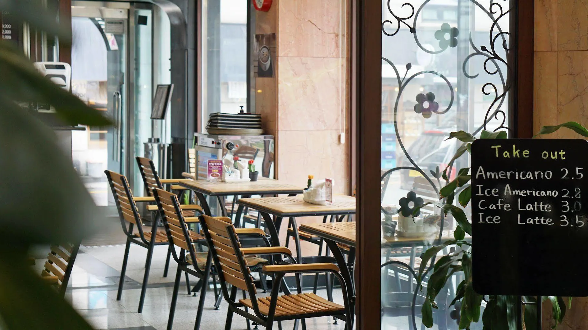 Insadong Crown Hotel Сеул